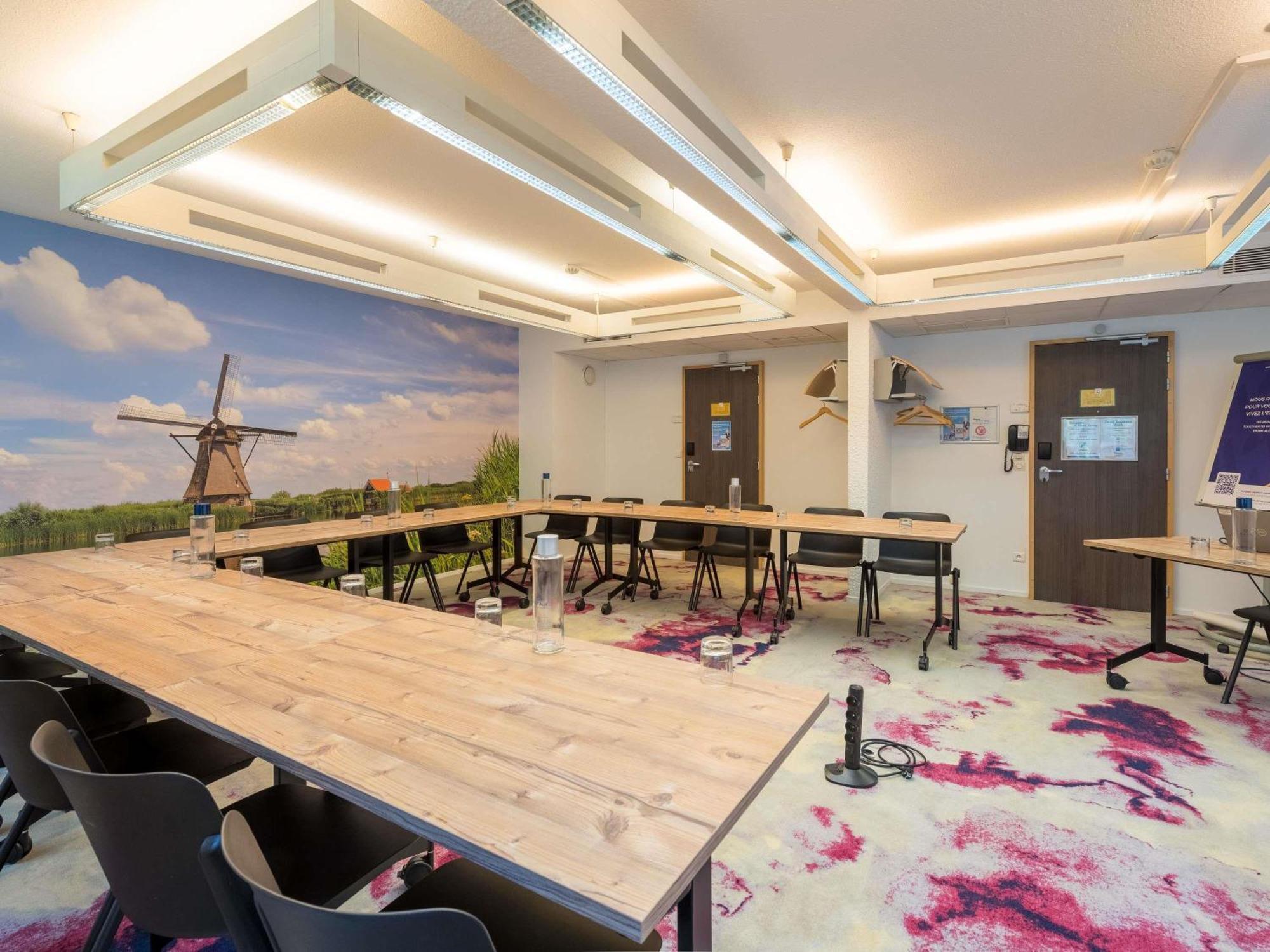 Novotel Saclay Ngoại thất bức ảnh