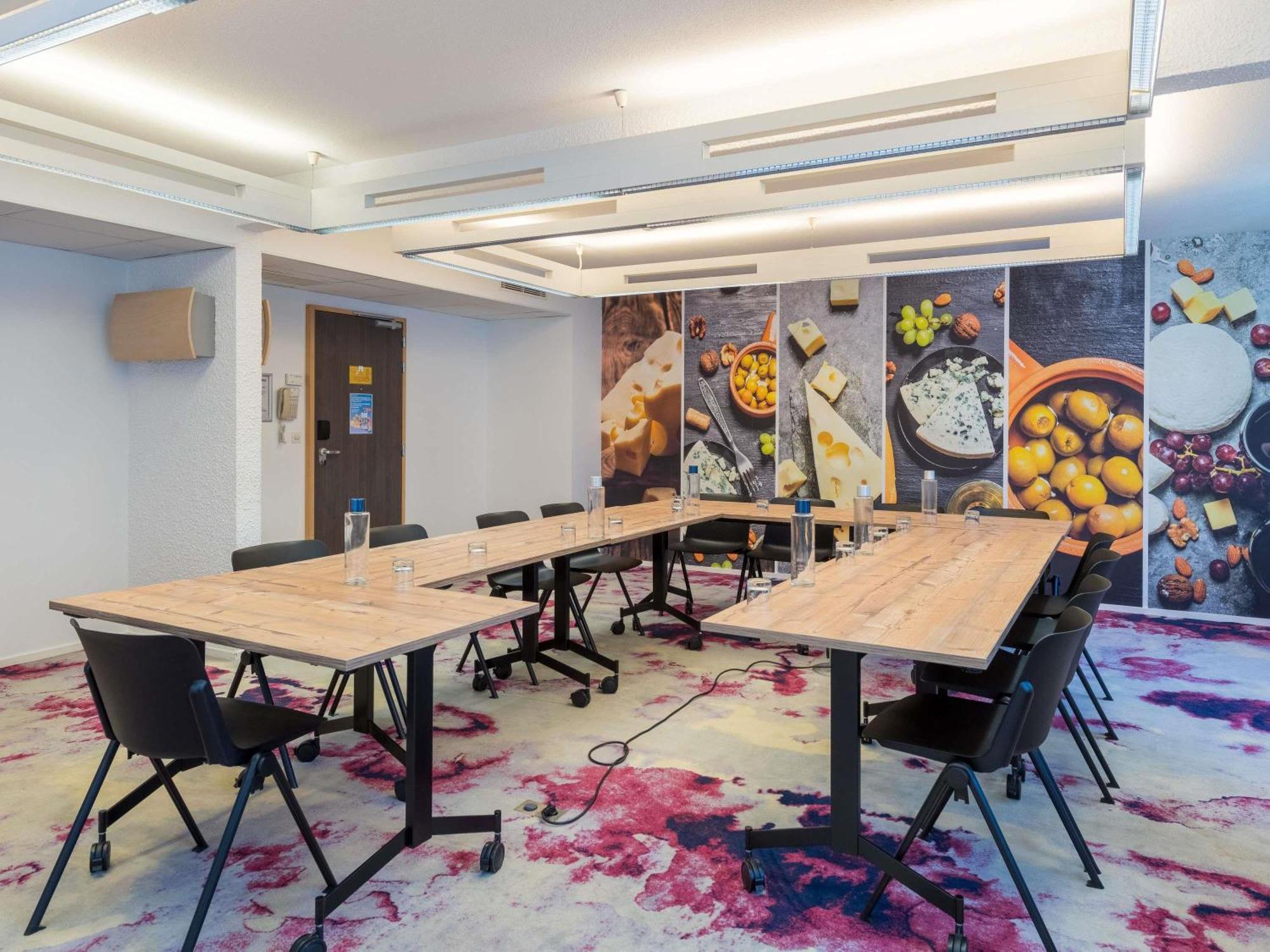 Novotel Saclay Ngoại thất bức ảnh